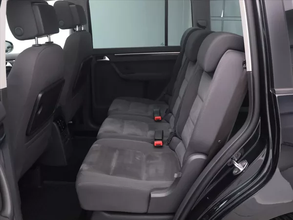 Volkswagen Touran 2,0 TDI 130kW Highline Xenon - foto 13