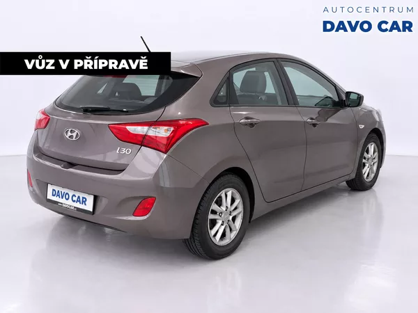 Hyundai i30 1,4 i 73kW CVVT Trikolor CZ - foto 4