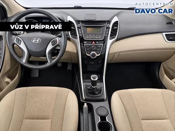 Hyundai i30 1,4 i 73kW CVVT Trikolor CZ - foto 5