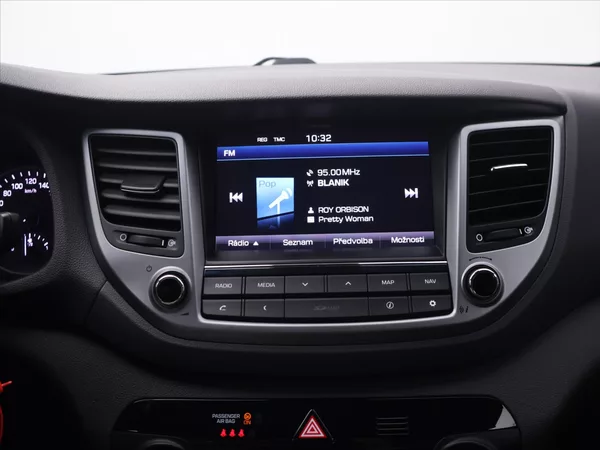 Hyundai Tucson 1.6 T-GDI 130kW 4WD Style tažn - foto 16