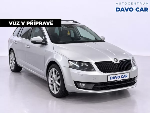 Škoda Octavia 2,0 TDI 110kW Elegance Xenon - foto 4