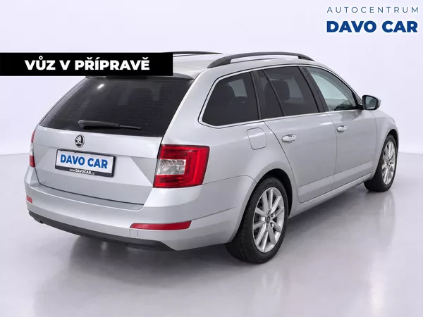 Škoda Octavia 2,0 TDI 110kW Elegance Xenon - foto 5