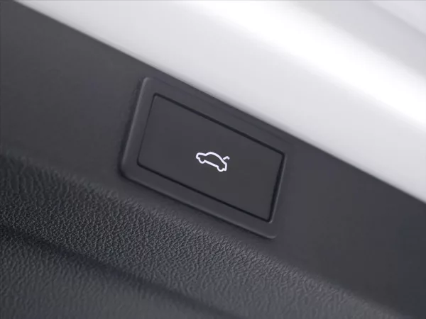 Škoda Octavia 2,0 TDI 110KW STYLE CZ DPH - foto 10