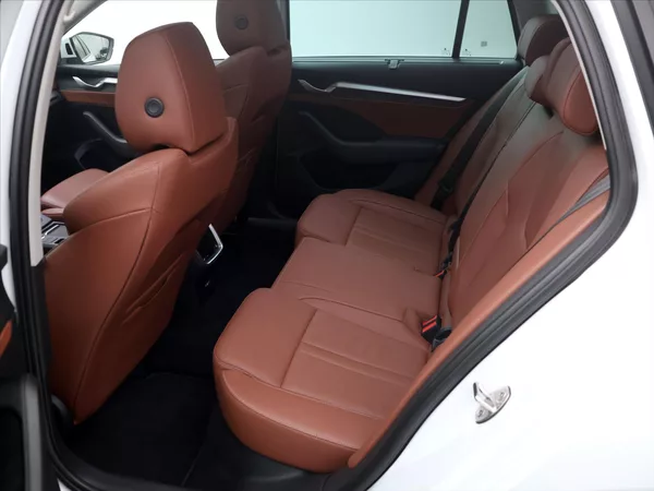 Škoda Octavia 2,0 TDI 110KW STYLE CZ DPH - foto 14