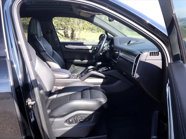 Porsche Cayenne 3,0 EHV 340kW Platinum DPH - foto 13
