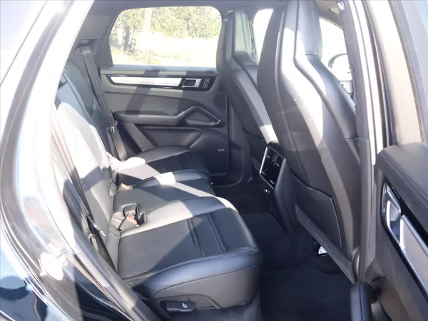 Porsche Cayenne 3,0 EHV 340kW Platinum DPH - foto 14