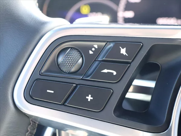 Porsche Cayenne 3,0 EHV 340kW Platinum DPH - foto 25