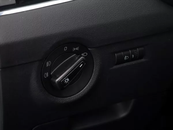 Škoda Octavia 2,0 TDI 135kW 4x4 DSG Ambition - foto 15