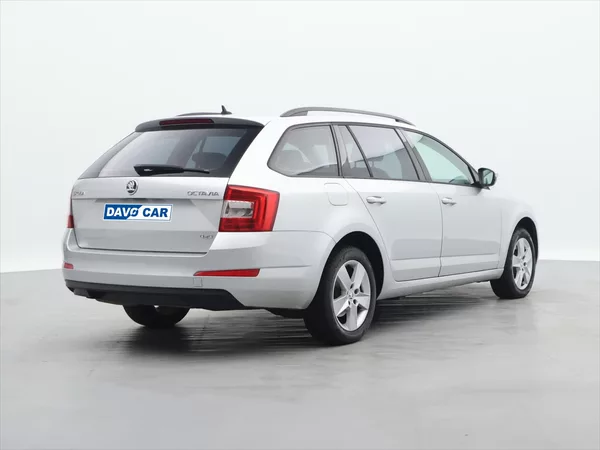 Škoda Octavia 2,0 TDI 135kW 4x4 DSG Ambition - foto 7