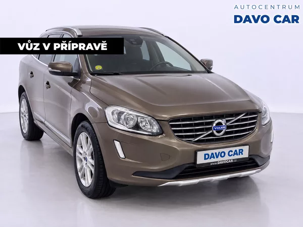 Volvo XC60 2,4 D4 140kW Summum 4x4 Aut. C - foto 4