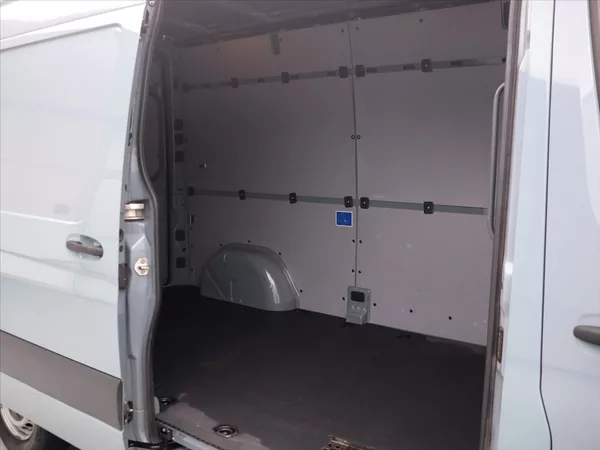 Mercedes-Benz Sprinter 2,1 314 CDI 105kW L2H2 DPH CZ - foto 13