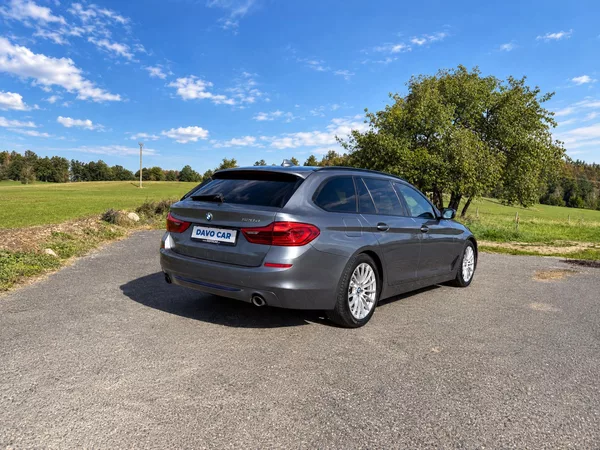 BMW Řada 5 3,0 3.0 530d Touring Sport DPH - foto 7