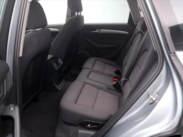 Audi Q5 2,0 TDI 125kW Quattro CZ - foto 13