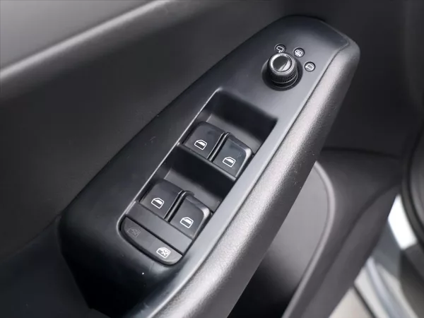 Audi Q5 2,0 TDI 125kW Quattro CZ - foto 14