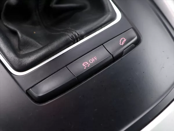 Audi Q5 2,0 TDI 125kW Quattro CZ - foto 24