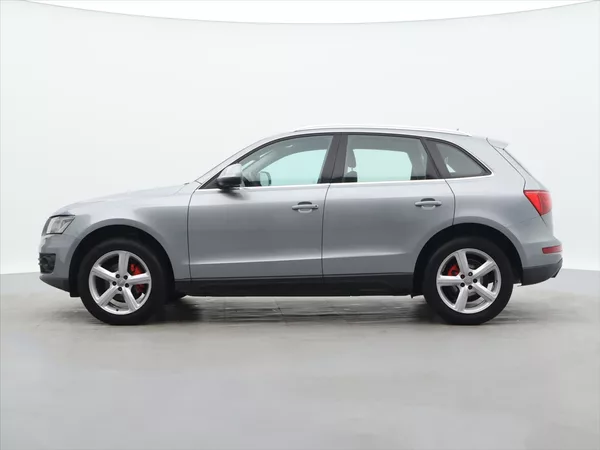 Audi Q5 2,0 TDI 125kW Quattro CZ - foto 4