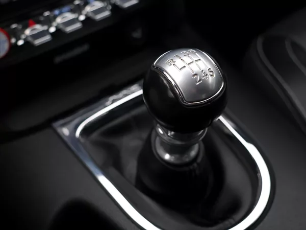 Ford Mustang 5,0 Ti-VCT V8 310kW - foto 30