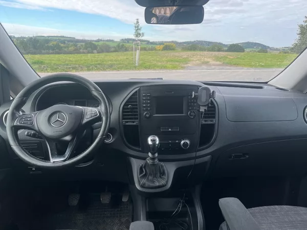 Mercedes-Benz Vito 1,6 CDI 84KW 8MÍST - foto 18