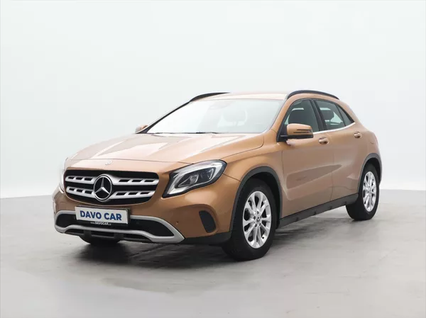 Mercedes-Benz GLA 2,1 200d 100kW 4Matic CZ DPH - foto 3