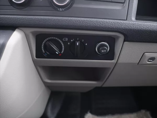 Volkswagen Transporter 2,0 TDI 75kW 6-Míst CZ DPH - foto 21