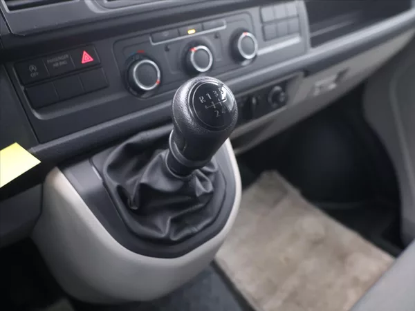 Volkswagen Transporter 2,0 TDI 75kW 6-Míst CZ DPH - foto 22