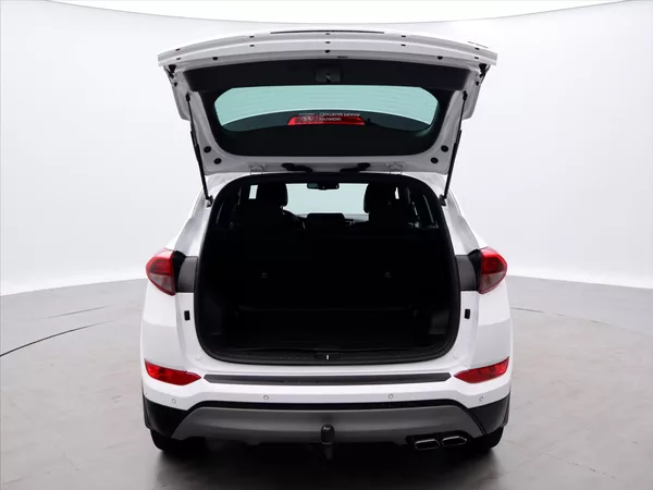 Hyundai Tucson 2,0 CRDI 100kW Best of Czech 4 - foto 4