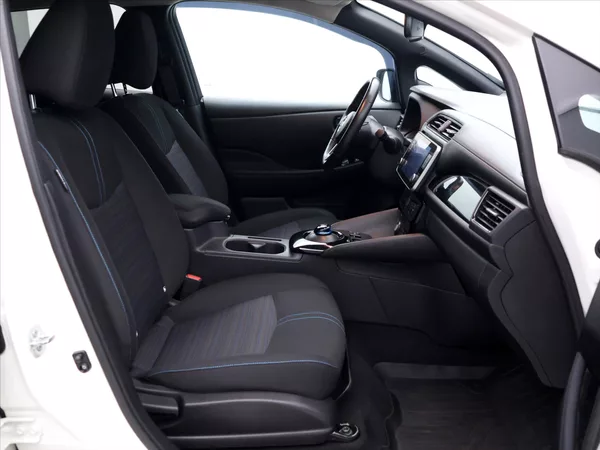 Nissan Leaf 110kW N-Connecta 40kWh SOH 88, - foto 12