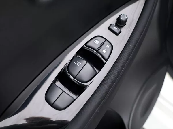 Nissan Leaf 110kW N-Connecta 40kWh SOH 88, - foto 15