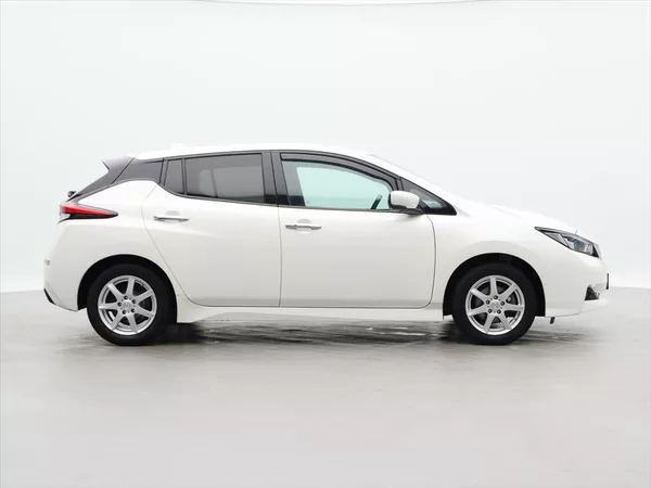 Nissan Leaf 110kW N-Connecta 40kWh SOH 88, - foto 8