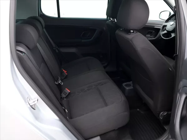 Škoda Fabia 1,2 TSI 63kW Ambition - foto 13