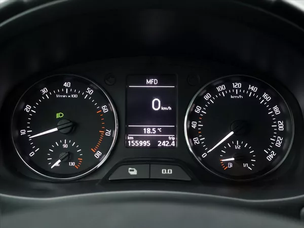 Škoda Fabia 1,2 TSI 63kW Ambition - foto 17