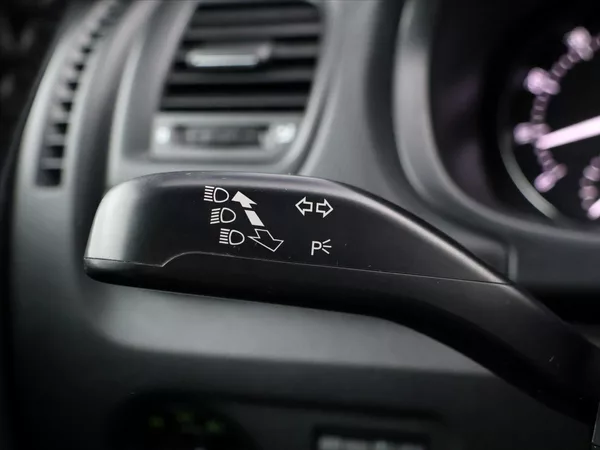 Škoda Fabia 1,2 TSI 63kW Ambition - foto 19