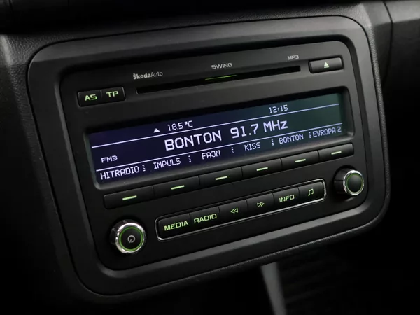 Škoda Fabia 1,2 TSI 63kW Ambition - foto 23