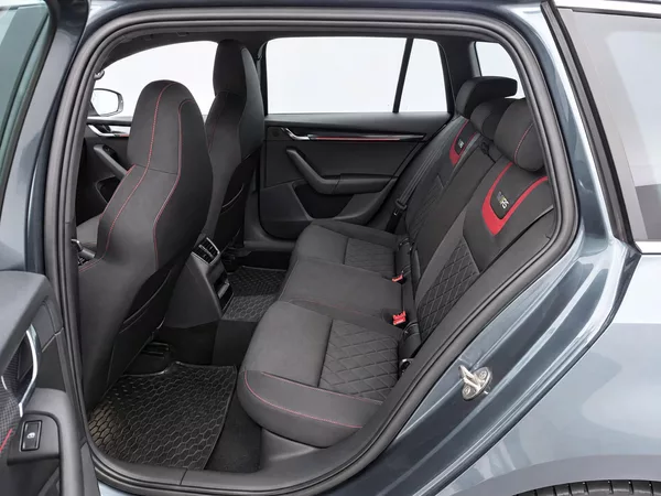 Škoda Octavia 2,0 TDI RS 135KW DSG - foto 13