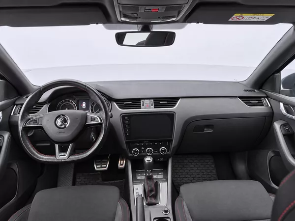 Škoda Octavia 2,0 TDI RS 135KW DSG - foto 16
