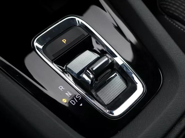 Škoda Octavia 2,0 TDI 110kW Ambition DSG CZ - foto 30