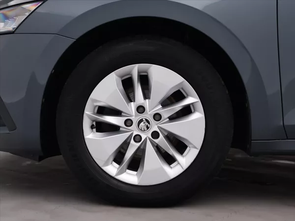 Škoda Octavia 2,0 TDI 110kW Ambition DSG CZ - foto 33
