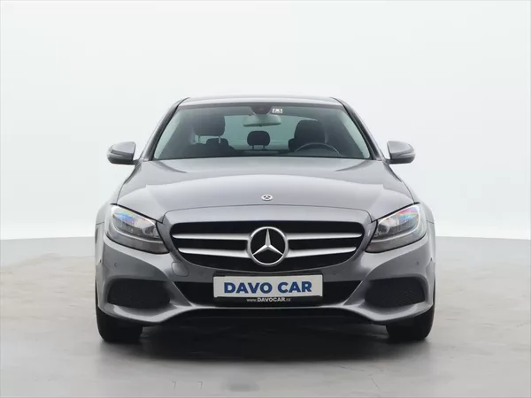 Mercedes-Benz Třídy C 2,1 220d 125kW Aut.klima Tažné - foto 2