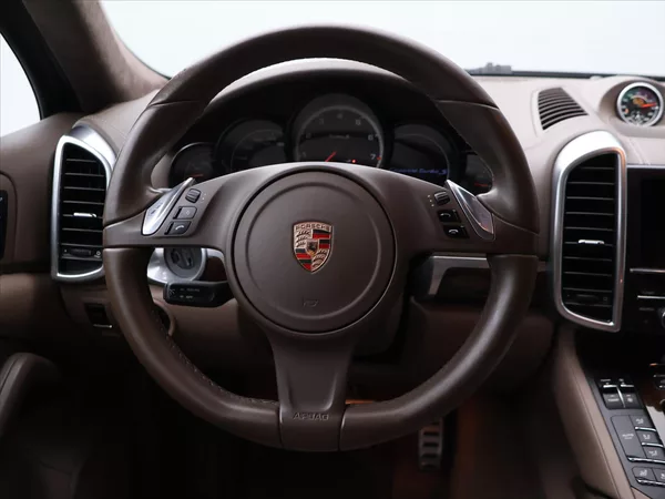 Porsche Cayenne 4.8 Turbo S 405kW DPH CZ - foto 15