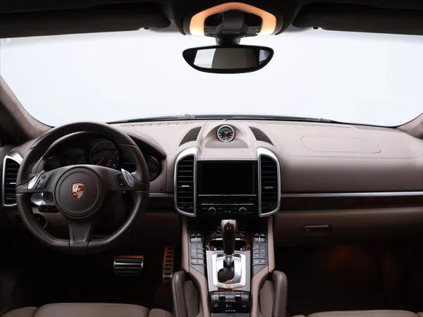 Porsche Cayenne 4.8 Turbo S 405kW DPH CZ - foto 23