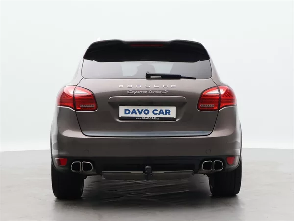 Porsche Cayenne 4.8 Turbo S 405kW DPH CZ - foto 6