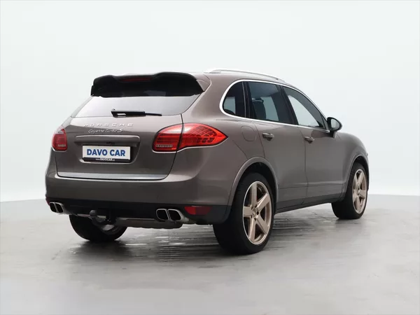 Porsche Cayenne 4.8 Turbo S 405kW DPH CZ - foto 7