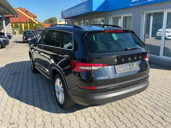 Škoda Kodiaq 2,0 TDI 110kW Style DSG 4x4 Ků - foto 2