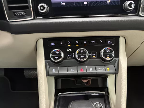 Škoda Kodiaq 2,0 TDI DSG CZ Style Plus DPH - foto 21