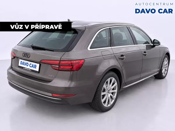Audi A4 2,0 TDi 140kW Quattro S-Tronic - foto 5