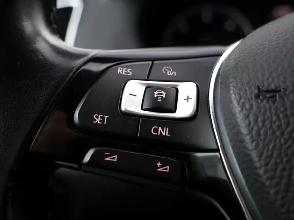 Volkswagen Sharan 2,0 TDI 135kW Comfortline DSG - foto 23