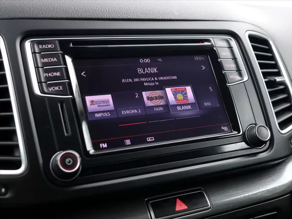 Volkswagen Sharan 2,0 TDI 135kW Comfortline DSG - foto 26