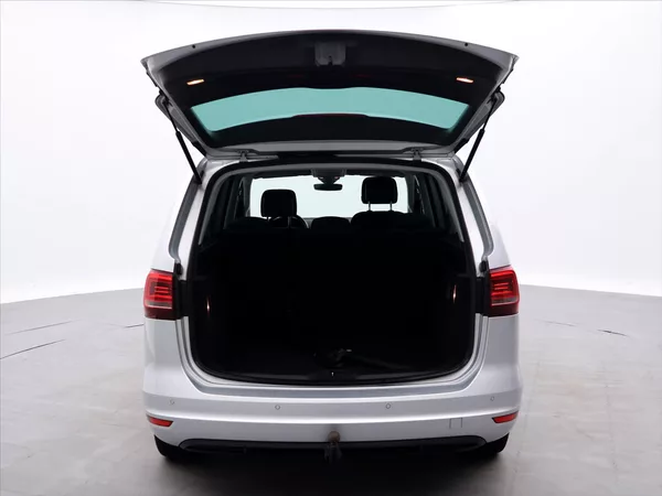 Volkswagen Sharan 2,0 TDI 135kW Comfortline DSG - foto 8