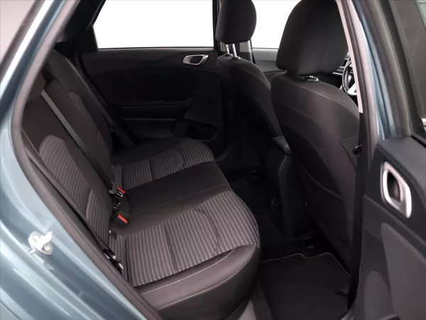 Kia Ceed SW 1,5 T-GDI 117kW GT-Line CZ DPH - foto 13