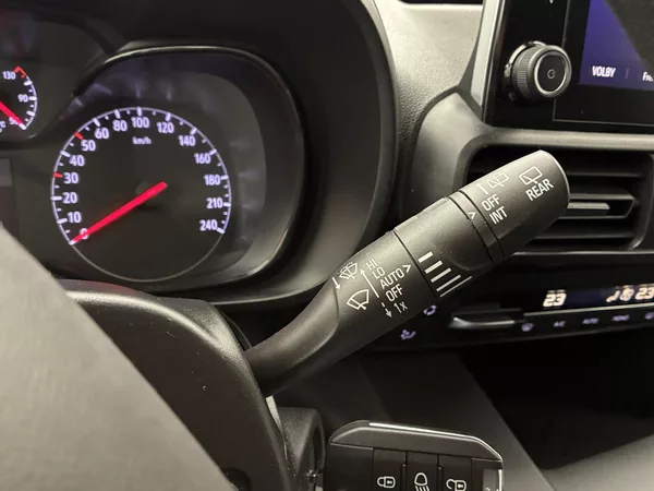 Opel Combo 1,2 Turbo 81kW Edition Plus CZ - foto 18